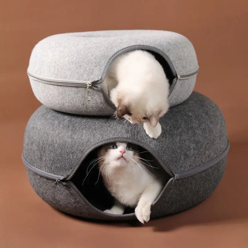 Felt Donut Cat Bed – Interactive Tunnel Hideout for Indoor Cats, Cozy 2‑in‑1 Pet Bed & Play Space
