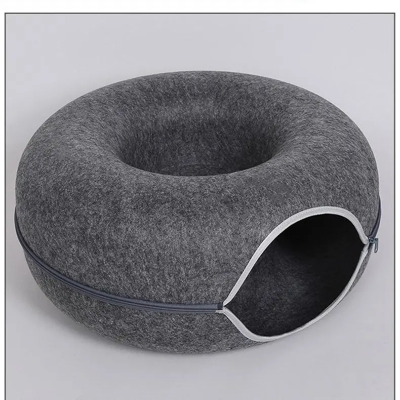 Felt Donut Cat Bed – Interactive Tunnel Hideout for Indoor Cats, Cozy 2‑in‑1 Pet Bed & Play Space