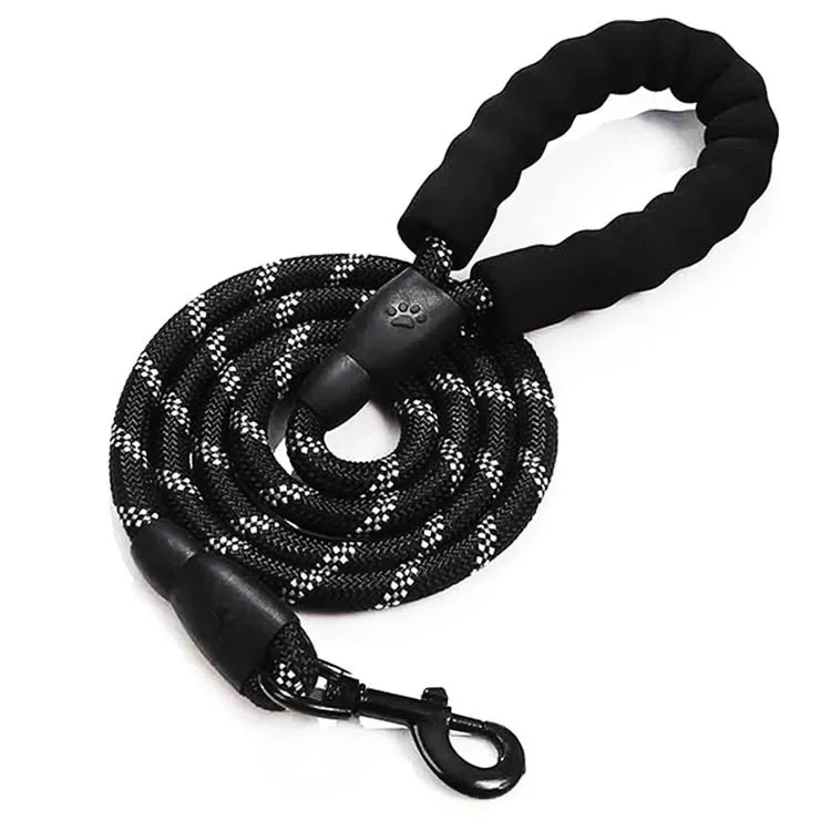 Strong Reflective Dog Leash – Durable Pull‑Resistant Lead for Small, Medium & Large Dogs