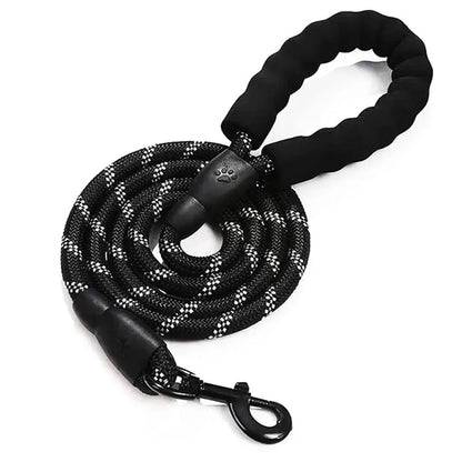 Strong Reflective Dog Leash – Durable Pull‑Resistant Lead for Small, Medium & Large Dogs